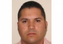Ofrecen recompensa de 5 millones de dólares por "el Chapo Isidro" FBI ofrece recompensa de 5 millones de dólares por "el Chapo Isidro". Foto FBI