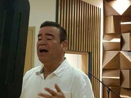 Iván Villazón denunció haber sido asaltado en el norte de Colombia cuando viajaba junto a su agrupación en un autobús. (foto twitter @ivanvillazon)