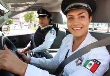 Mujeres policías combaten la corrupción en las calles de Guadalajara Guadalajara ya cuenta con una fuerza de mujeres policías. (foto twitter @horaciovillasen)