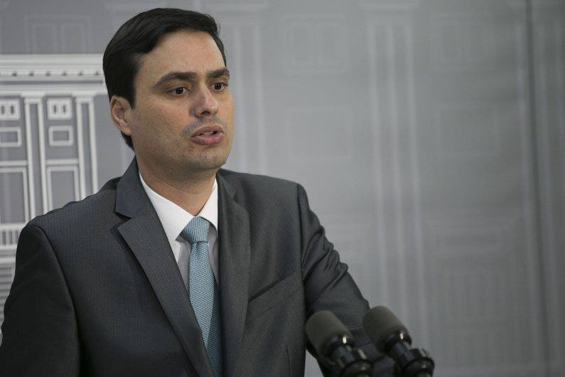  Ram&oacute;n Rosario secretario de Asuntos P&uacute;blicos y Pol&iacute;tica P&uacute;blica de Puerto Rico. (foto twitter @SecAsuntosPR)