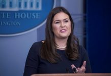 Sarah Sanders, argumentó en su conferencia de prensa diaria que el día de hoy debe dedicarse al "luto" por las víctimas del mayor tiroteo de la historia de Estados Unidos.