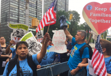 Congreso de El Salvador "anhela" una "salida favorable" para amparados en TPS Un grupo de 23 senadores demócratas pidió hoy al Gobierno de Donald Trump que prorrogue el Estatus de Protección Temporal (TPS) para los nacionales de Honduras y El Salvador que viven en territorio estadounidense. Foto @MaketheRoadNY