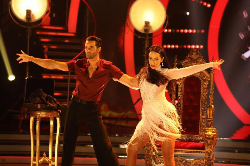 Victoria &lsquo;La Mala&rsquo;&nbsp;contin&uacute;a su participaci&oacute;n en la popular competencia de baile de la cadena Univisi&oacute;n&nbsp;&lsquo;Mira Quien Baila&rsquo;,