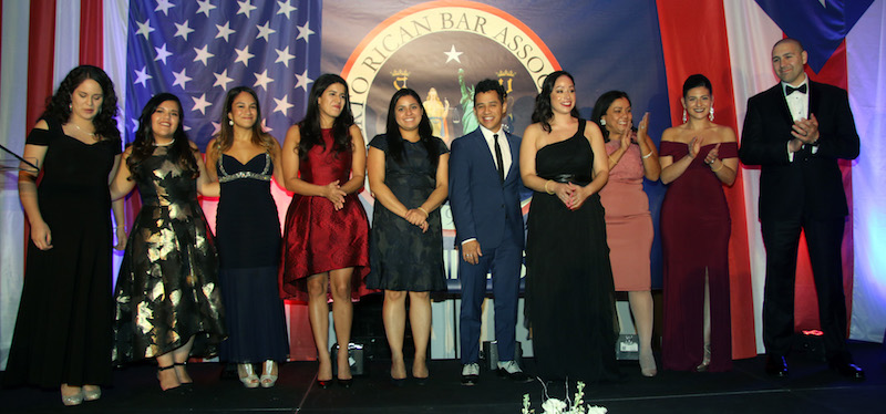 Los estudiantes recipientes de becas de la Asociación de Abogados de Puerto Rico 2017 fueron: Claudia Cadenillas, Adriel Colón, Mary Carolina Diaz , Christina M Gutierrez, Ana A Nuñez (Brooklyn Law School), Natalie Rios, Marcy Robles, Gabriella Romero (Albany School of Law), Zoila Sanchez, Rafael Varela y Jessica Orellana.