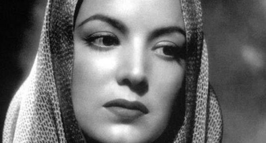Época de Oro del Cine Mexicano María Félex en Enamorada