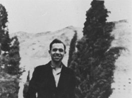 Rinden tributo a Miguel Hernández en los 75 años de su muerte, con el álbum "El canto que no cesa", cuyo lanzamiento clausura este año hernandiano, plagado de homenajes al poeta de Orihuela (este de España).