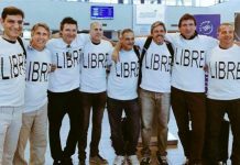 Recuerdan a los 5 argentinos muertos en atentado de Nueva York Fotografía sin fecha cedida hoy, 01 noviembre de 2017, de: Hernán Diego Mendoza (izquierda), Alejandro Damián Pagnucco (segundo desde la izquierda), Ariel Erlij (tercero desde la izquierda), Diego Enrique Angelini (segundo desde la derecha) y Hernán Ferruchi (tercero desde la derecha) de cinco de las víctimas durante el atentado en Nueva York.