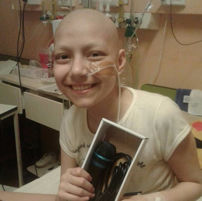 Ver&oacute;nica tiene 12 a&ntilde;os y en el 2016 fue diagnosticada con Sarcoma de Ewing. Ha pasado&nbsp;por muchos tratamientos como radioterapia y quimioterapia