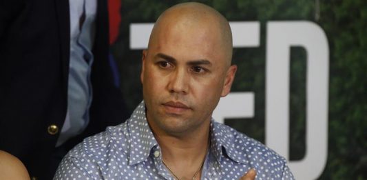 El jugador retirado de los Astros de Houston, Carlos Beltrán,