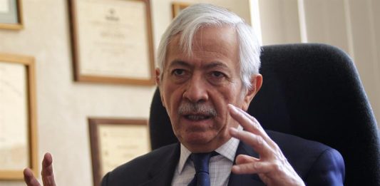 El investigador y especialista en endocrinología Clicerio González.