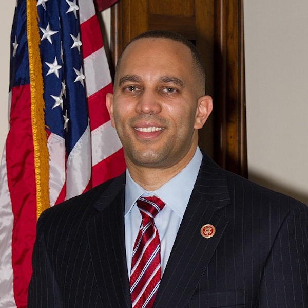 CONGRESISTA HAKEEM JEFFRIES partidario que congresistas intervengan en nominaci&oacute;n de presidenta (a) del concejo municipal de NYC: pero crear&iacute;an precedente que en el futuro, los concejales nominen tambi&eacute;n a los congresistas.
