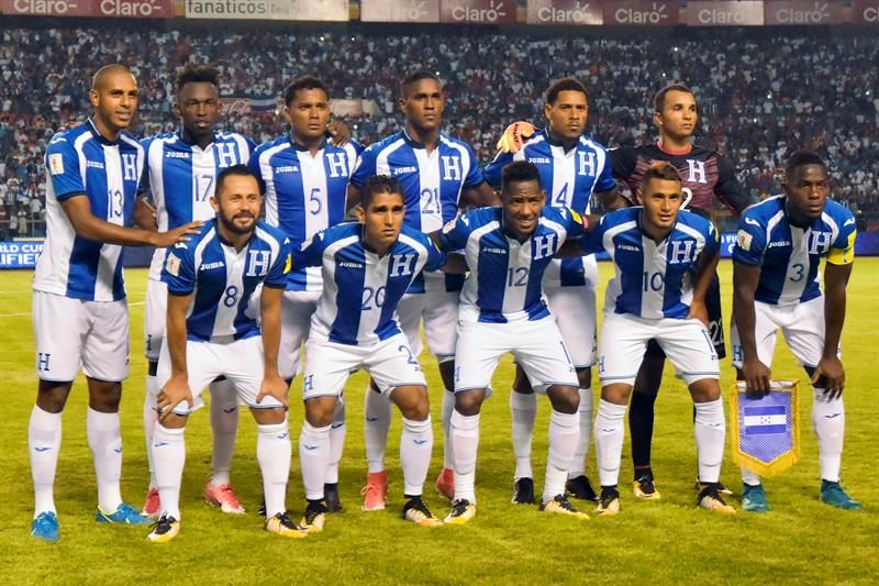 El duelo ser&aacute; transmitido simult&aacute;neamente en vivo por Telemundo y Universo a partir de las 4:30 p.m. (hora del  Este), y tambi&eacute;n podr&aacute; verse a trav&eacute;s de la aplicaci&oacute;n Telemundo Deportes