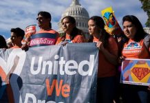 El Gobierno de Estados Unidos anunció hoy que en la medianoche del jueves dejará de aceptar solicitudes de refugio de los menores centroamericanos que huyen de la violencia en sus países.