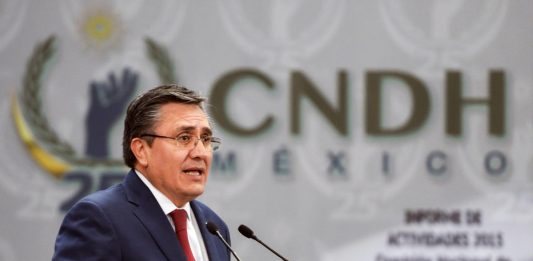 Luis Raúl González, quien criticó las deficiencias en el registro y la identificación de las víctimas por parte de las autoridades.
