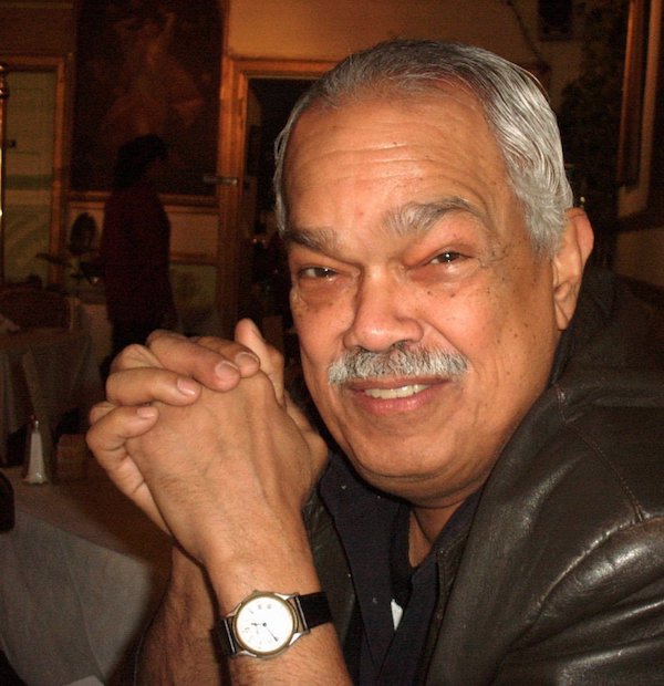 MIGUEL ALGARIN Si los poetas puertorrique&ntilde;os tienen su catedral de las letras se debe a la entereza intelectual suya.