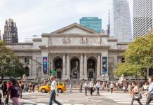 Fotografía cedida de la fachada de la Biblioteca Pública de Nueva York