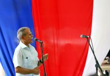 El independentista puertorriqueño Oscar López Rivera, que cumplió casi 36 años de condena en una prisión estadounidense, participa en un acto político-cultural en el Instituto Cubano de Amistad con los Pueblos (ICAP) hoy, lunes 13 de noviembre de 2017, en La Habana (Cuba).