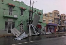 El secretario de la Vivienda de Puerto Rico, Fernando Gil Enseñat, dijo hoy que 70.000 viviendas fueron totalmente destruidas en la isla tras el paso del huracán María el pasado 20 de septiembre.