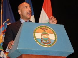 el presidente del condado de El Bronx Ruben Diaz Jr.