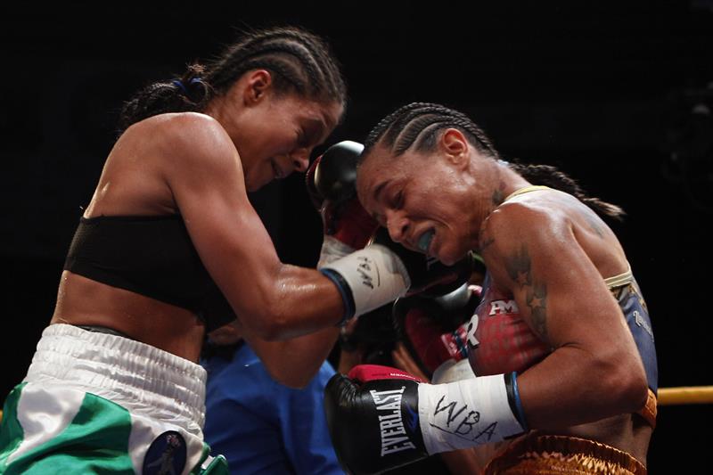 Los jueces decidieron un empate mayoritario en la disputa del t&iacute;tulo mundial peso gallo femenino de la Asociaci&oacute;n Mundial de Boxeo (AMB). 
