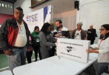 Comienzan las elecciones en Honduras con un llamamiento a votar masivamente Inician elecciones en Honduras, con un llamamiento a la población a votar masivamente.