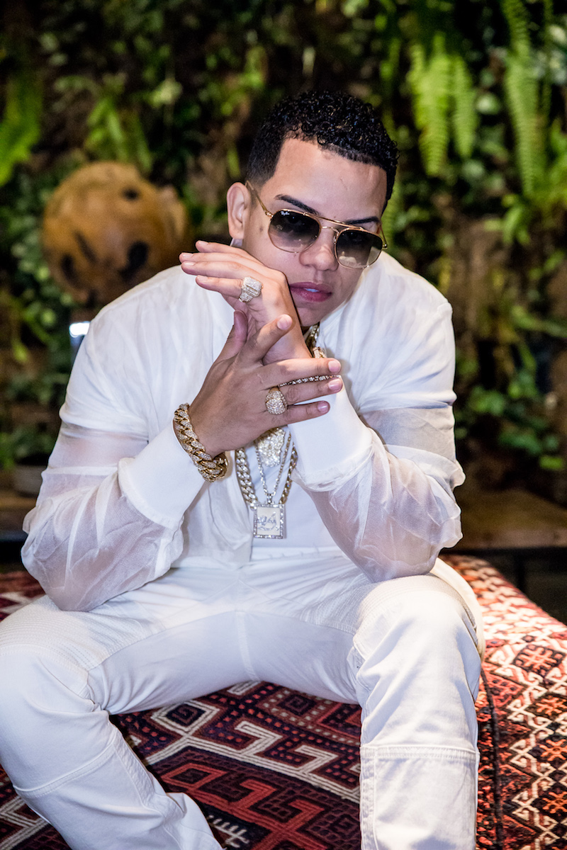 J &Aacute;lvarez feliz con su nominaci&oacute;n a un Grammy