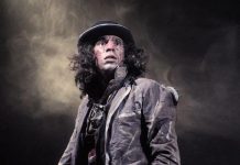 “La leyenda del fauno y el viaje", caras, mímica y poses: así es el teatro gestual de Mai Rojas El aclamado actor centroamericano en un fotograma único de "La
leyenda del fauno y el viaje".