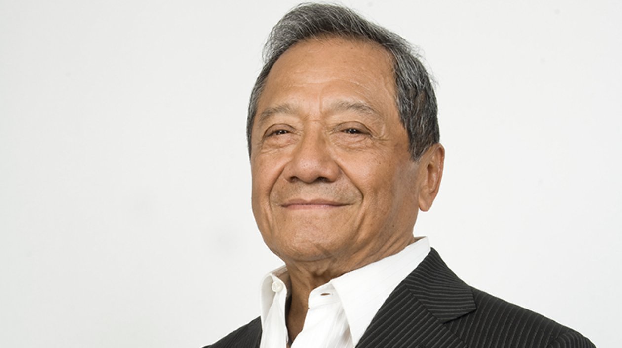  Armando Manzanero dijo hoy que est&aacute; preparando su concierto de febrero en Chich&eacute;n Itz&aacute;. (foto archivo)