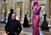 Diseñador tunecino, Azzedine Alaïa falleció a los 77 años . (foto twitter)