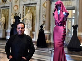 Diseñador tunecino, Azzedine Alaïa falleció a los 77 años . (foto twitter)