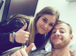 El mariscal de campo estelar de los Eagles de Filadelfia, Carson Wentz, superó hoy con éxito la operación de rodilla izquierda a la que fue sometido en Pittsburgh.