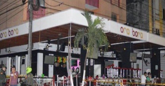 Al menos 31 heridos, 11 de ellos de gravedad, dejó la explosión de una granada arrojada por dos sujetos que ya fueron capturados contra una discoteca en el municipio de Caucasia. (foto twitter)
