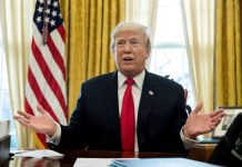 Donald Trump, es esperado hoy en Palm Beach, donde pasará en su club Mar-a-Lago su primer Navidad.