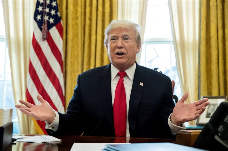 Donald Trump, es esperado hoy en Palm Beach, donde pasar&aacute; en su club Mar-a-Lago su primer Navidad.