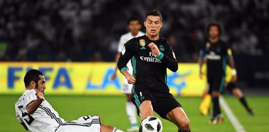 El Real Madrid pierde al descanso de la semifinal del Mundial de Clubes ante el anfitrión Al Jazira.