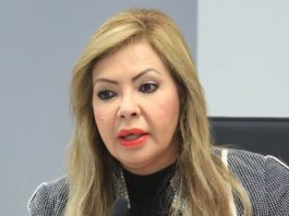 La senadora Evelyn Vázquez Nieves, organizadora de la "Cumbre de Salud Mental". (foto twitter @EvelynVazquez51)