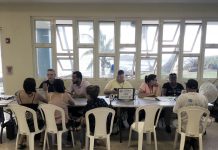 Abren en Puerto Rico un DRC de FEMA Los DRC atienden a dueños de vivienda, inquilinos y dueños de negocios que sufrieron daños a causa del huracán María. (foto twitter @FEMAespanol)