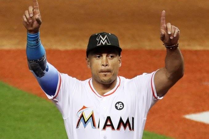 El D&iacute;a Inaugural est&aacute; a s&oacute;lo siete semanas y media con atracciones &uacute;nicas como ver la nueva pareja de jonroneros que han conseguido los Yanquis de Nueva York con el traspaso de Giancarlo Stanton por parte de los Marlins de Miami que se unir&aacute; al joven Aaron Judge. (foto archivo)