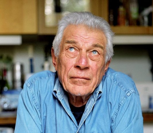 John Berger fue uno de los grandes escritores y críticos del XX. (foto twitter)