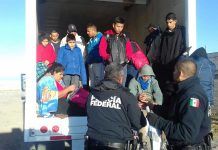 Fotografía cedida por la fiscalía mexicana, que muestra el sitio donde un total de 29 indocumentados centroamericanos fueron abandonados