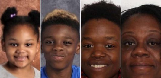 Shanta Myers, de 36 años, su hija Shanise, de 5, y su hijo Jeremiah, de 11, así como la pareja de Shanta, Brandi Mells, de 22 años. (foto twitter)