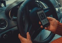 Uber expondrá en una vista pública esta semana su posición sobre el reglamento que busca regular al transporte público y las Empresas de Red de Transporte (ERT) bajo la Comisión de Servicio Público (CSP), que propone limitar los servicios a turistas en ciertas zonas de la isla. (foto archivo)