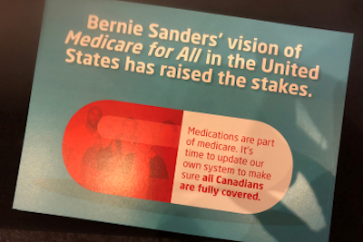 El sistema de salud canadiense garantiza que se cubran las visitas a los m&eacute;dicos y la hospitalizaci&oacute;n. Pero no incluye beneficios para medicamentos recetados, algo que defensores de los consumidores est&aacute;n impulsando. (Shefali Luthra/KHN)