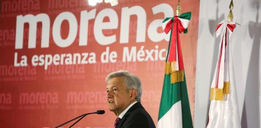 La alianza liderada por el izquierdista Andrés Manuel López Obrador ganaría las elecciones presidenciales en México de 2018 con el 42 % de los votos.