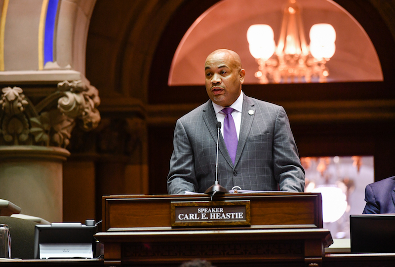 El presidente de la Asamblea, Carl Heastie.