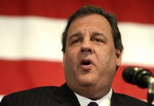 Exgobernador Chris Christie debuta como analista político de la cadena ABC Imagen de archivo del exgobernador de Nueva Jersey, Chris Christie .