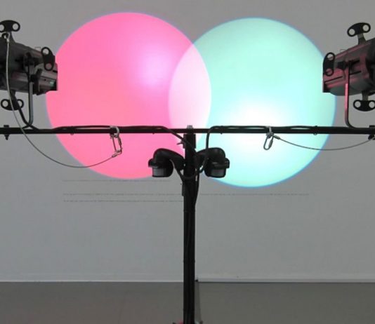 La colección Patricia Phelps de Cisneros apuesta por los museos públicos Una de las 200 obras de arte contemporáneo donadas por Patricia Phelps de Cisneros a seis museos en Las Américas y Europa. (foto twitter @CPPCisneros)