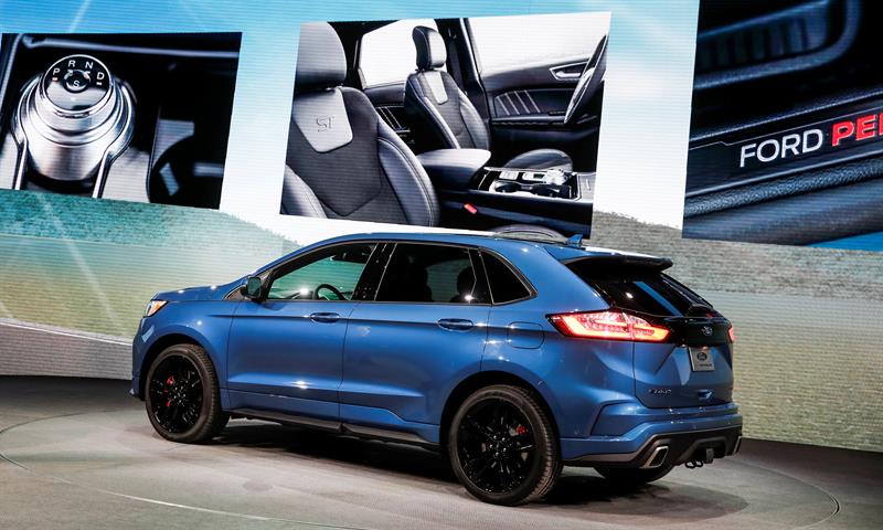 Ford reveló tres nuevos vehículos, entre ellos el Edge ST.