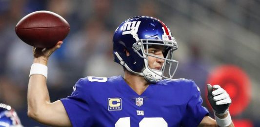 El mariscal de campo Eli Manning