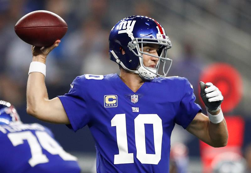 El mariscal de campo Eli Manning